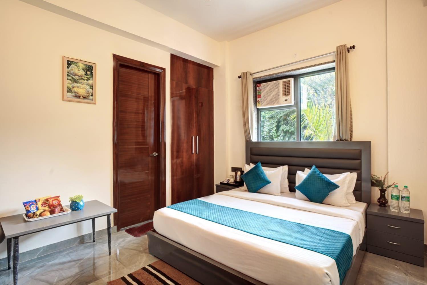 Hotel Elite Grand Near Kailash Hospital โนอิดา ภายนอก รูปภาพ